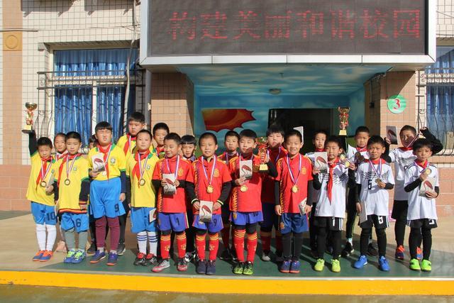 足总杯夺冠赔率:枪手力压曼城 蓝军第3红军第4